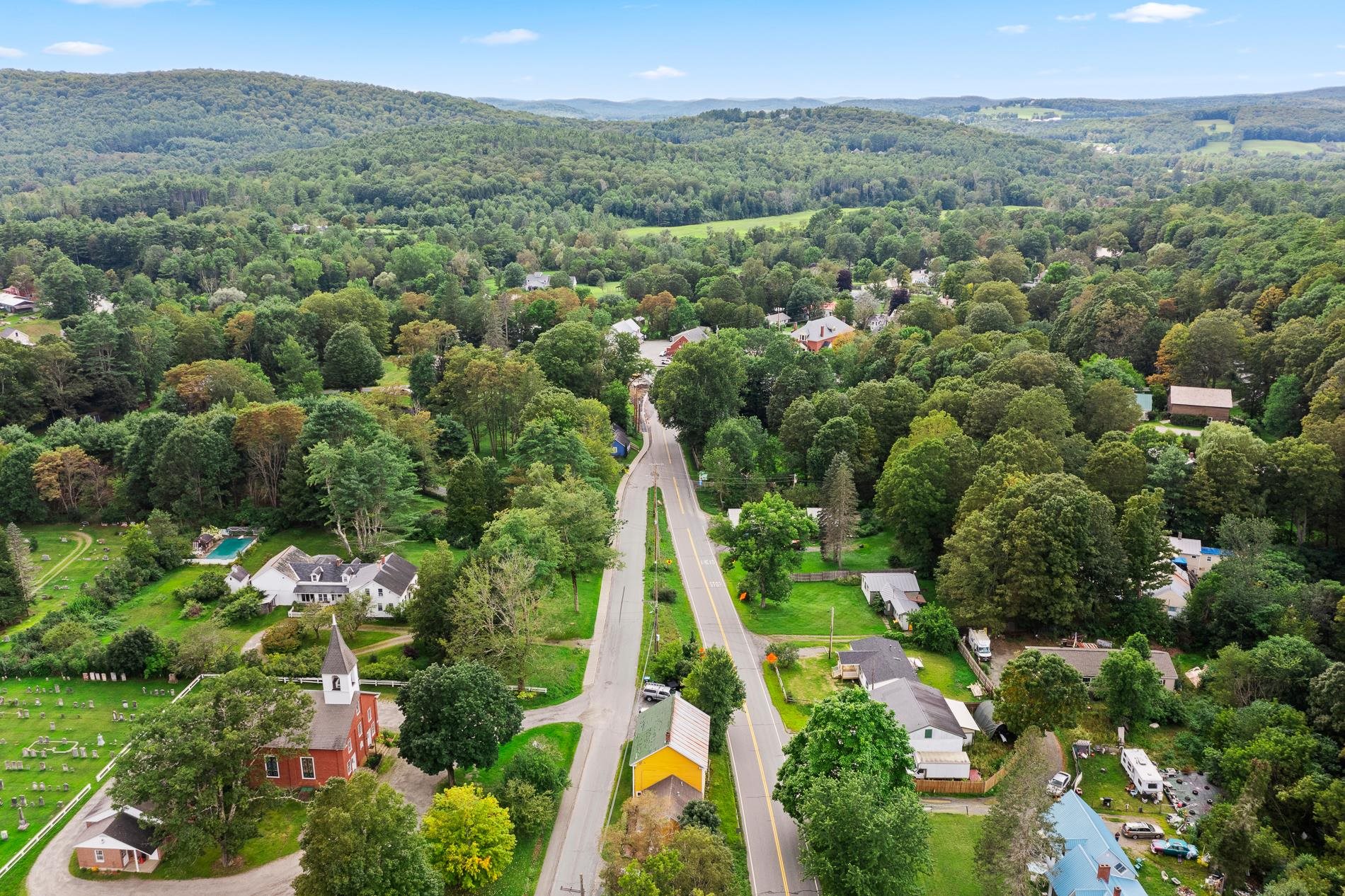 8 Station Road Hartland, VT 05048 - Photo 13 of 37