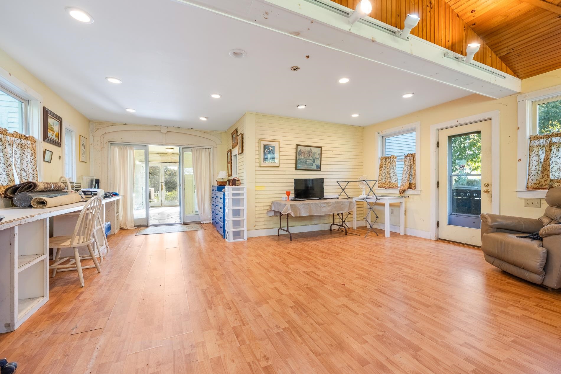 8 Station Road Hartland, VT 05048 - Photo 5 of 37