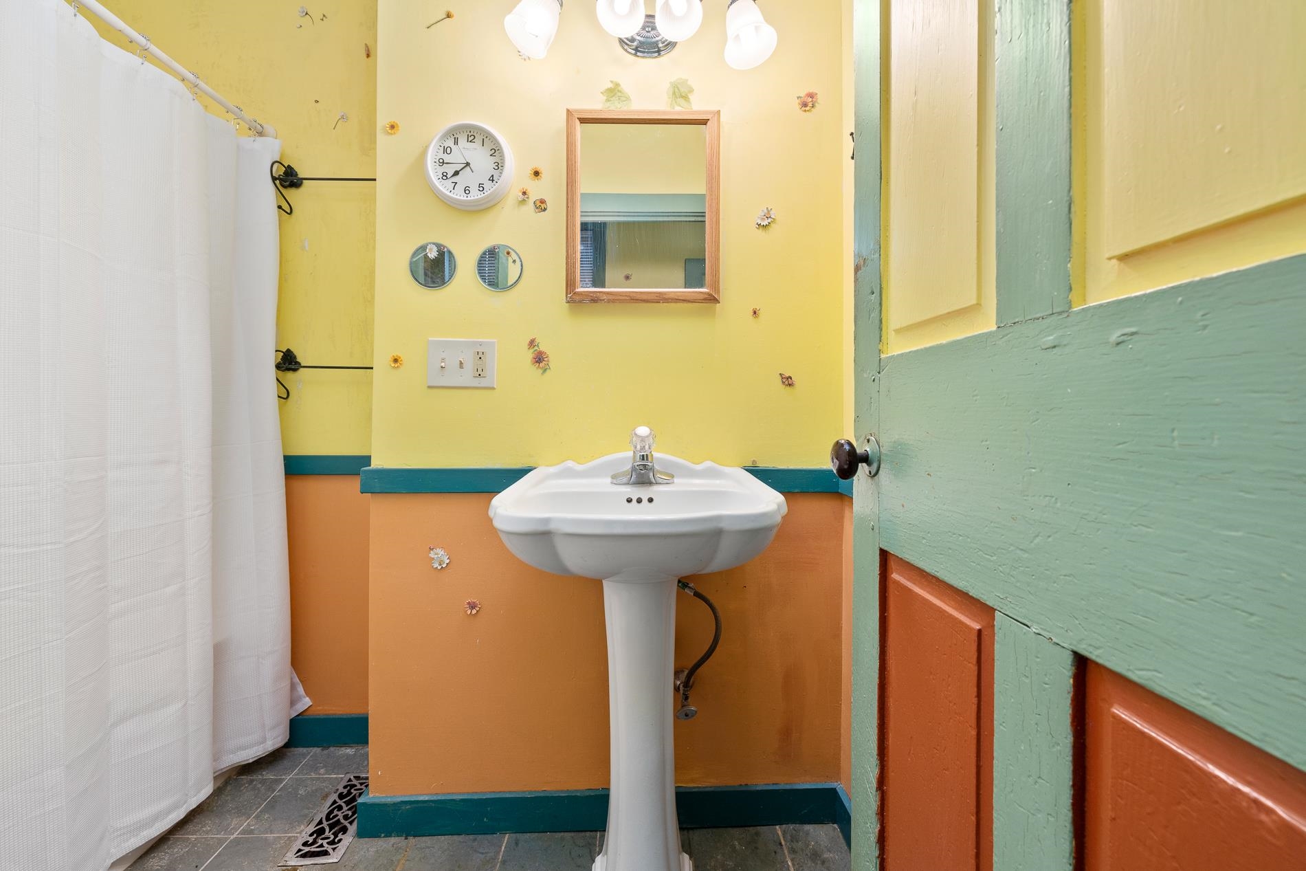 8 Station Road Hartland, VT 05048 - Photo 6 of 37