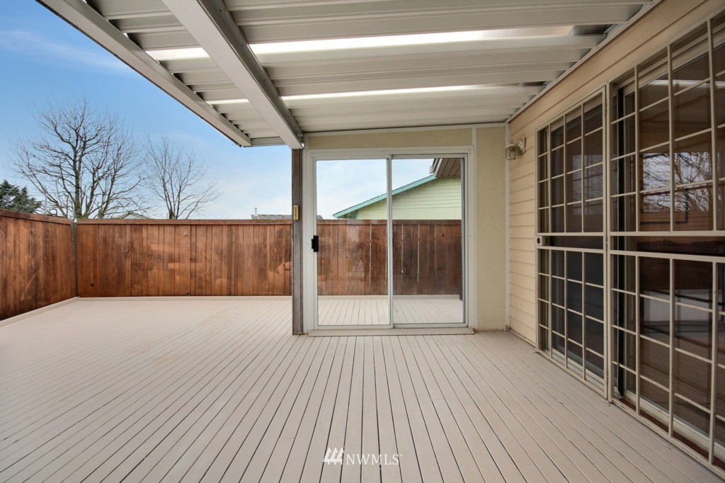 17725 113th Place Southeast Renton, WA 98055 - Photo 16 of 16 Gallery Image 16