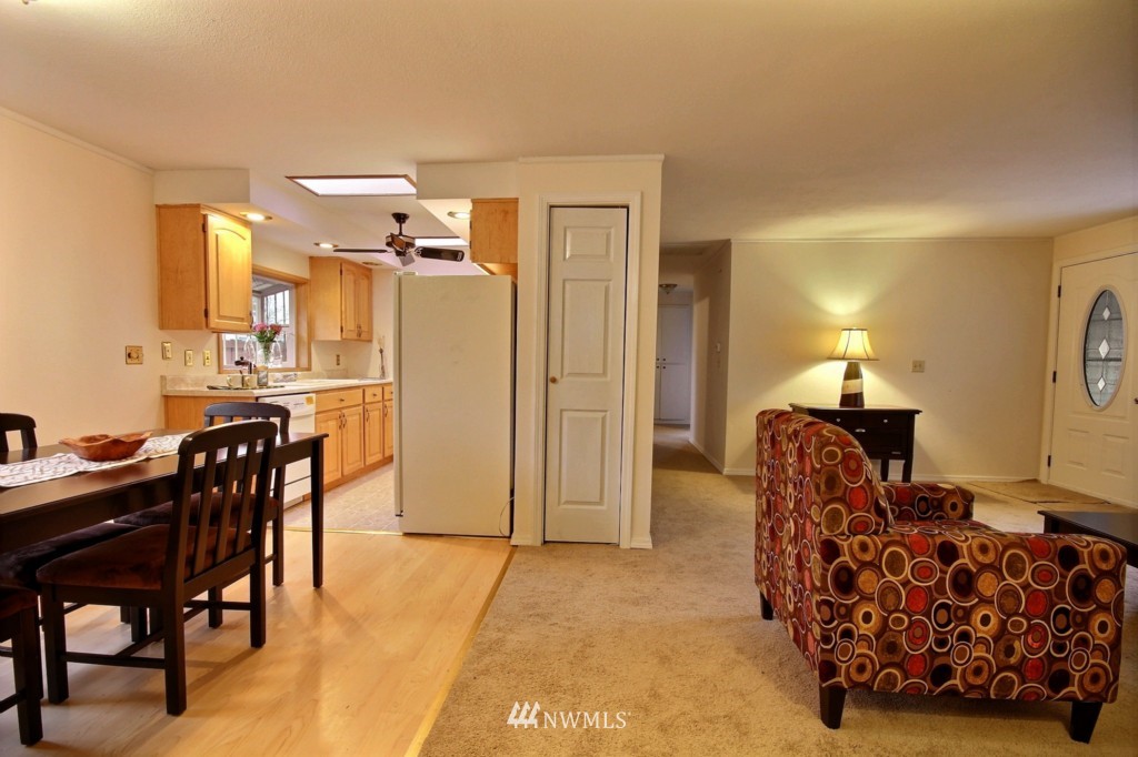 17725 113th Place Southeast Renton, WA 98055 - Photo 10 of 16 Gallery Image 10