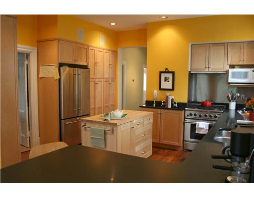 97 Transit Street Providence, RI 02906 - Photo 8 of 12 Kitchen.