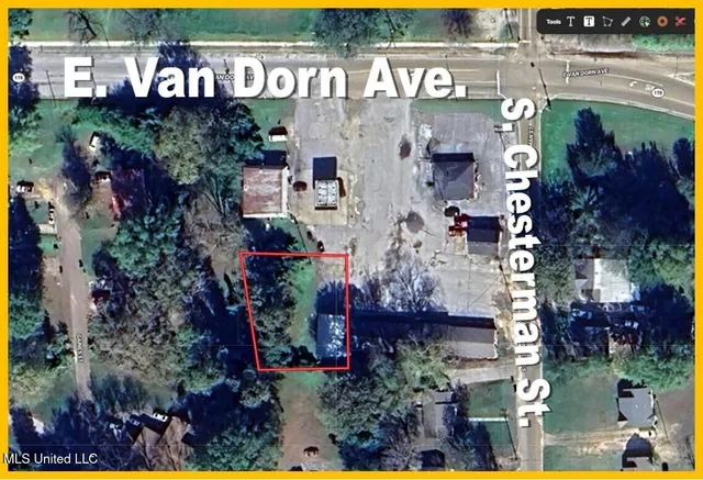 $60,000 | 395 East Van Dorn Avenue, Holly Springs, MS 38635