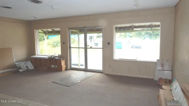 $60,000 | 395 East Van Dorn Avenue, Holly Springs, MS 38635