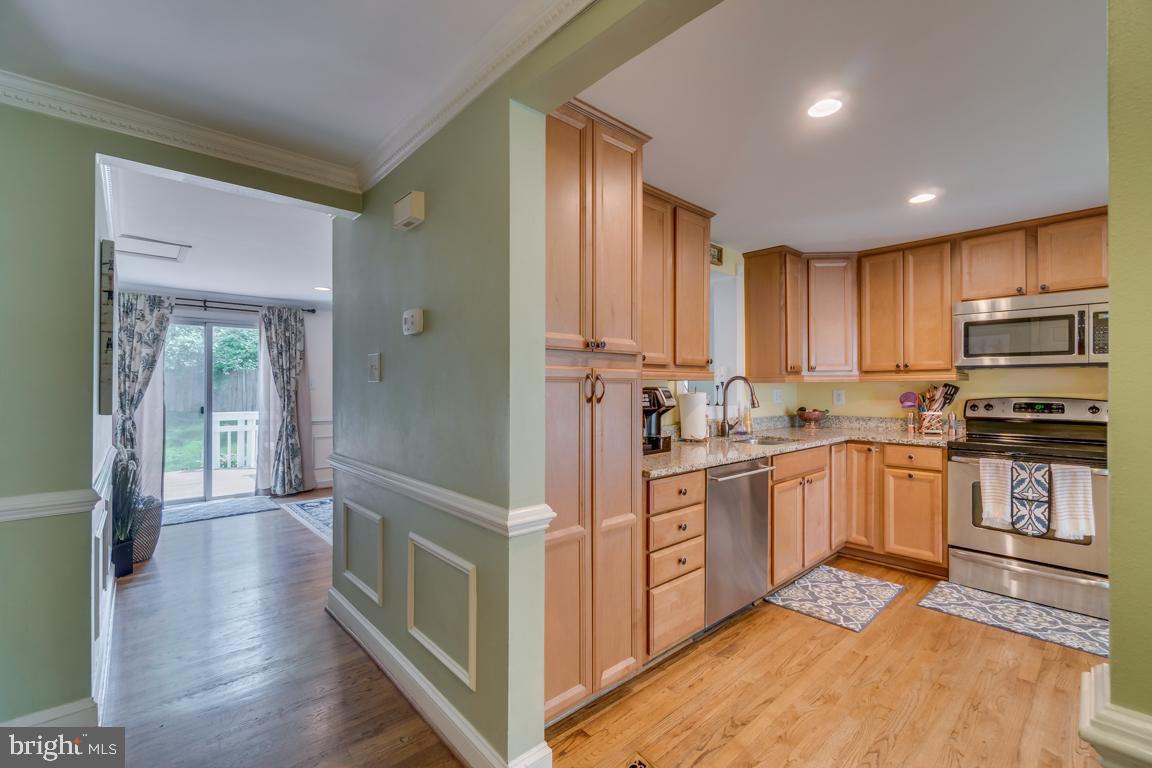 7308 Torran Rocks Way Gaithersburg, MD 20879 - Photo 8 of 44 Gallery Image 8