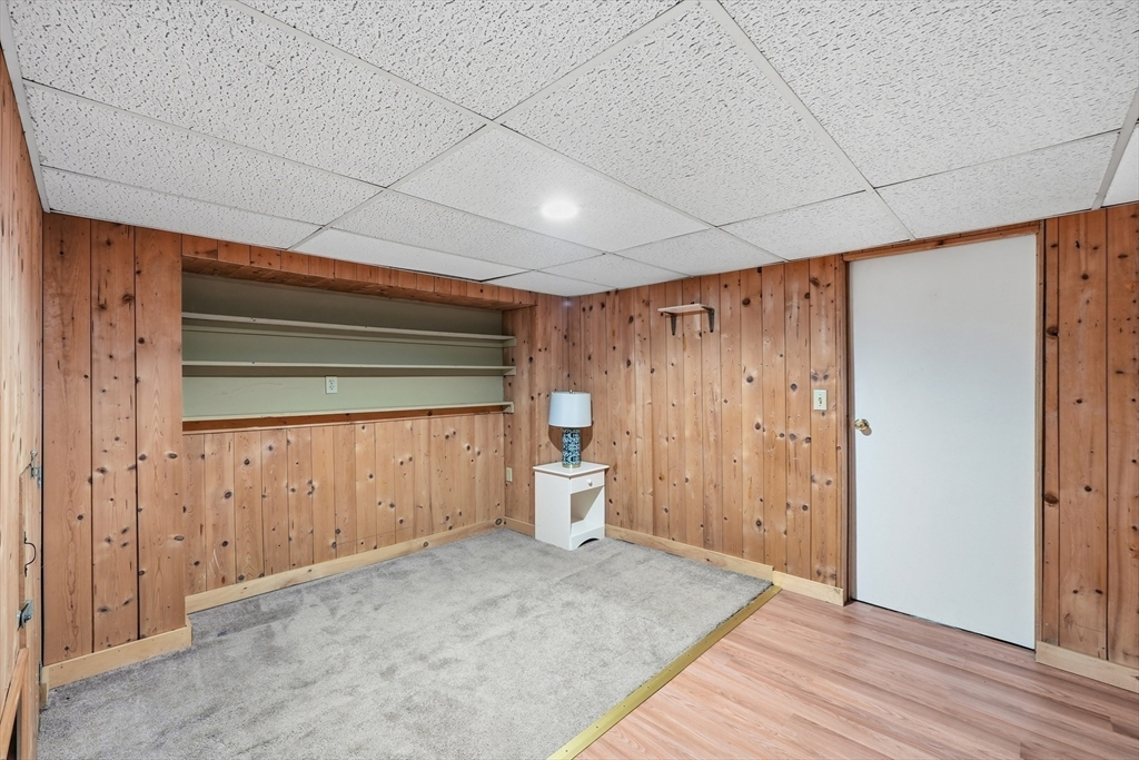 39 North Common Road Westminster, MA 01473 - Photo 26 of 37