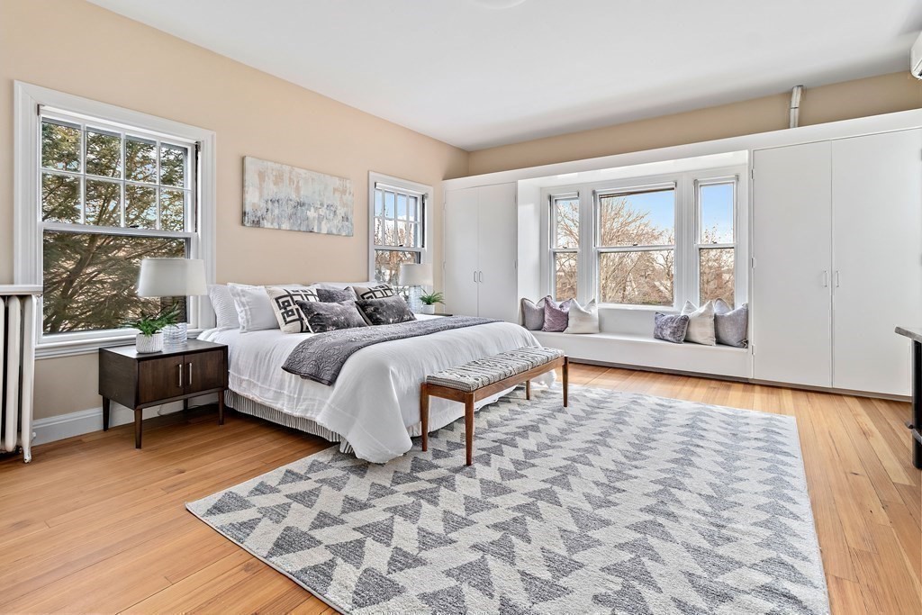 172 Buckminster Road Brookline, MA 02445 - Photo 10 of 20