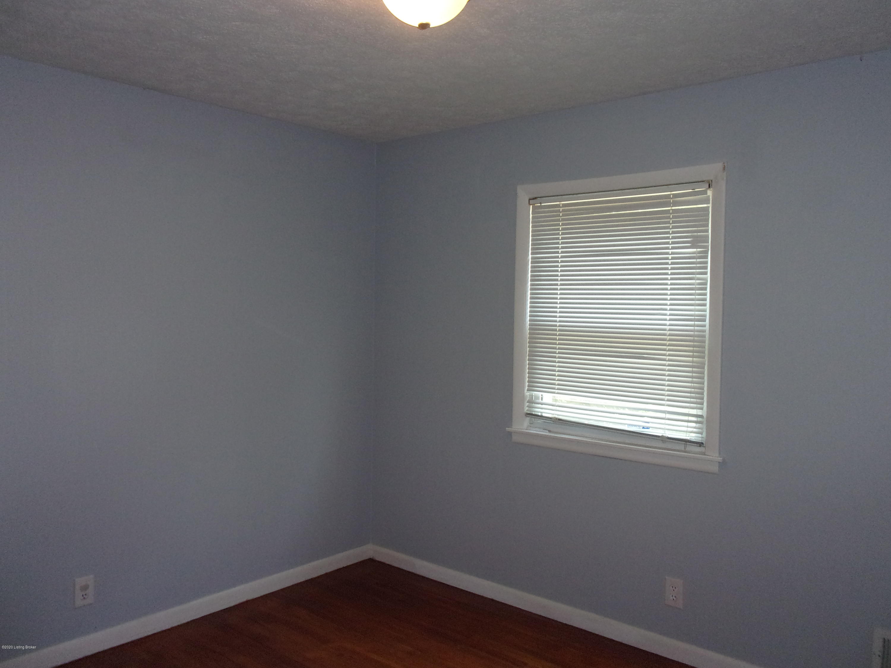 6708 Fernview Road Louisville, KY 40291 - Photo 17 of 25 102_0097