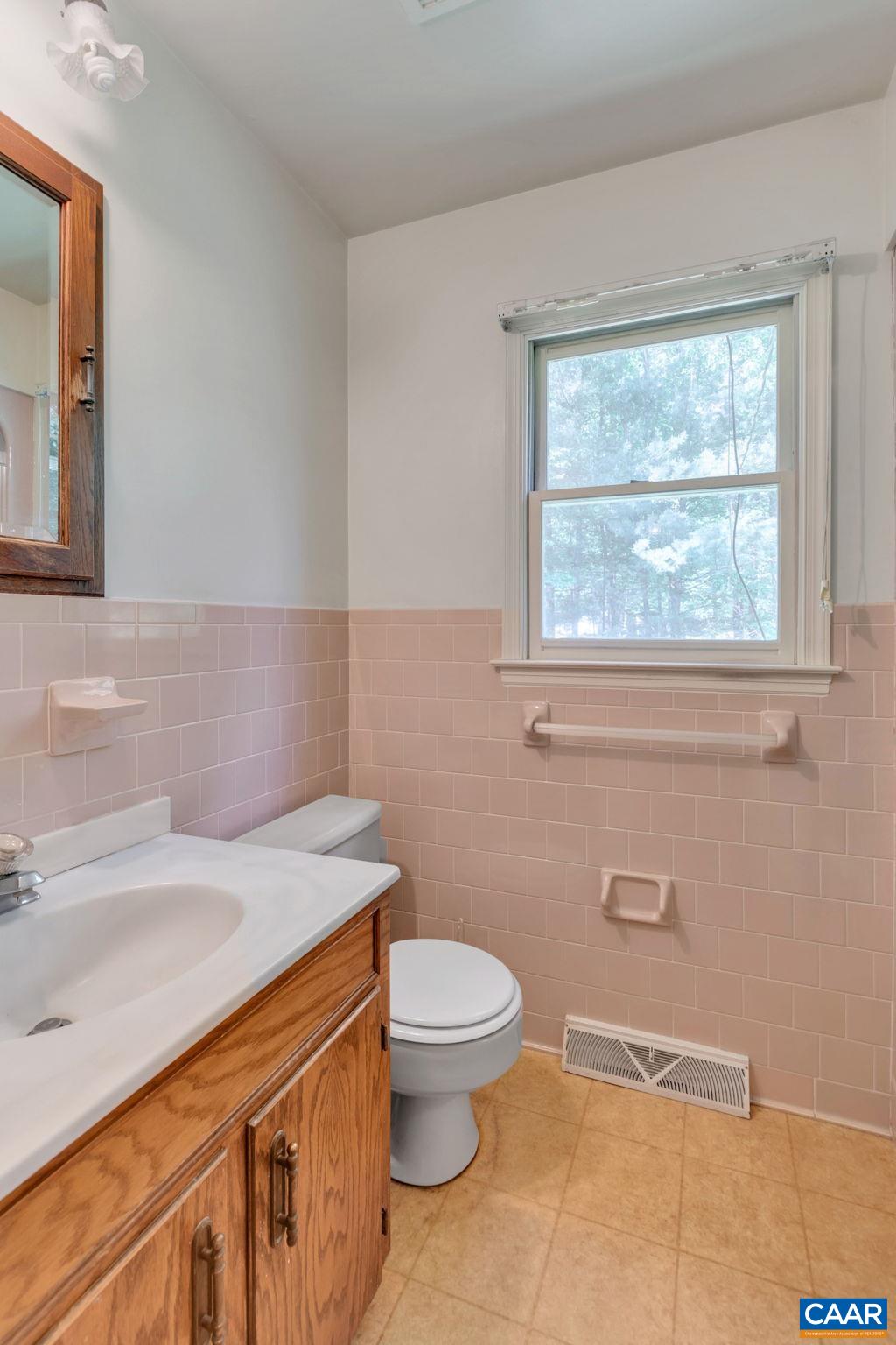 4862 Three Chopt Road Troy, VA 22974 - Photo 18 of 44 Gallery Image 18