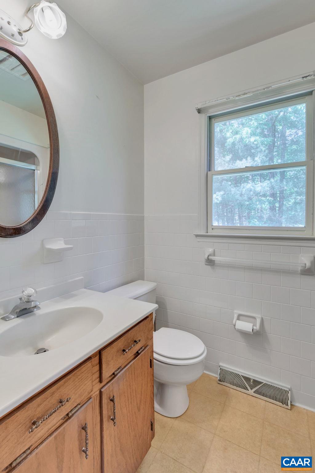4862 Three Chopt Road Troy, VA 22974 - Photo 20 of 44 Gallery Image 20