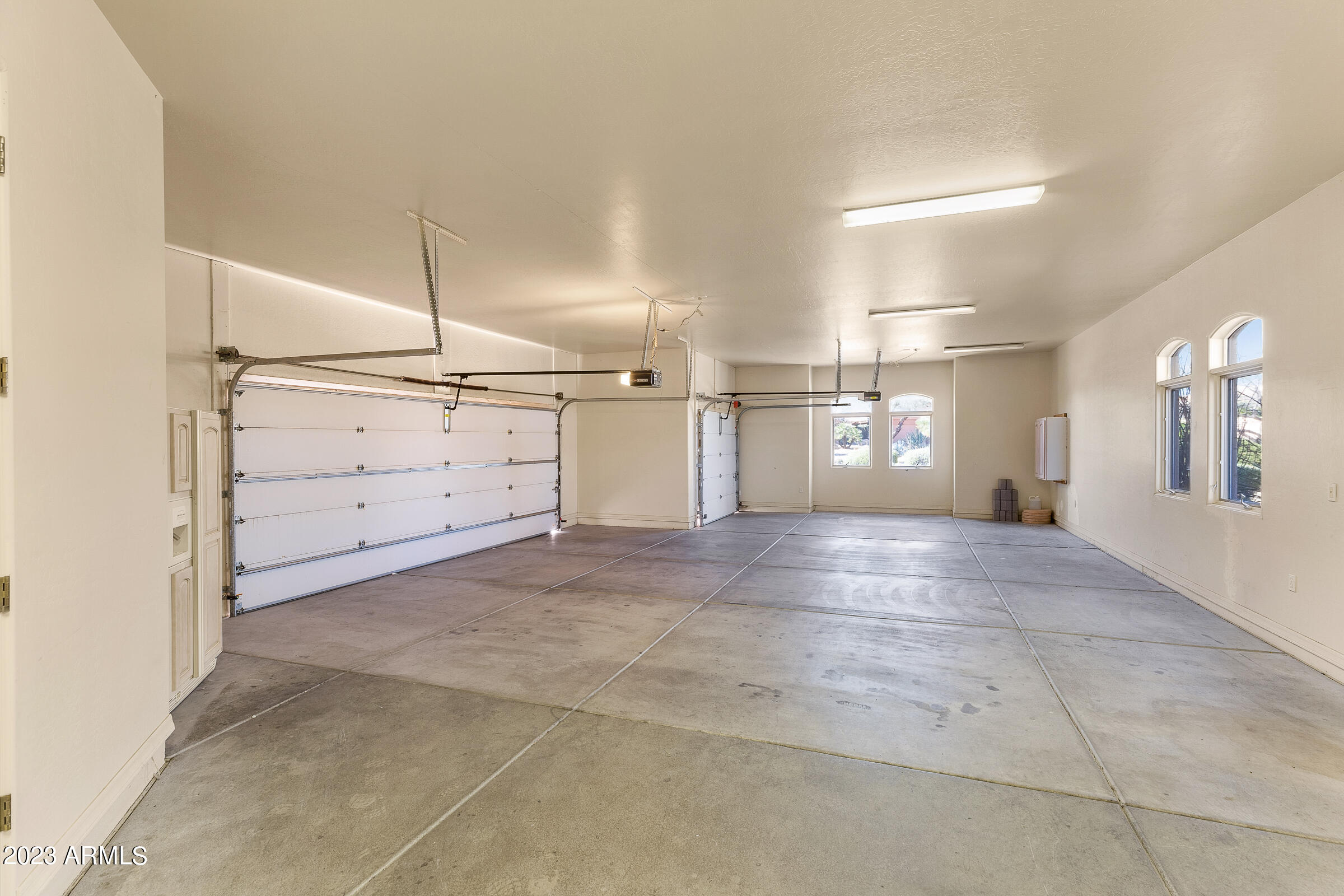 25005 North Vado Court Rio Verde, AZ 85263 - Photo 36 of 50 3 plus oversized garage