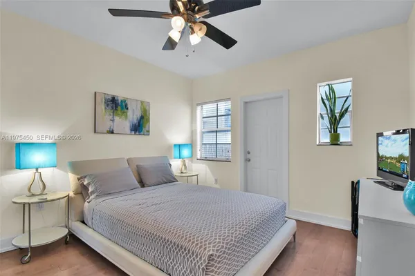 $3,200 | 821 Meridian Avenue, Unit 9, Miami Beach, FL 33139