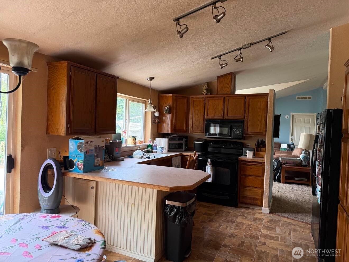 244 North Dubois Road Ariel, WA 98603 - Photo 5 of 34