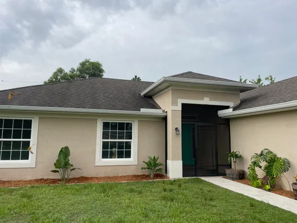 $435,000 | 150 Southwest De Gouvea Terrace, Port St. Lucie, FL 34984