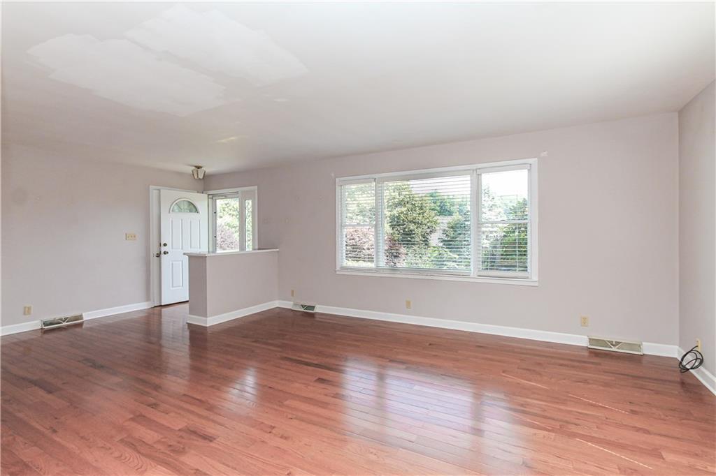 35 Valley Road Indiana, PA 15701 - Photo 4 of 23 Gallery Image 4