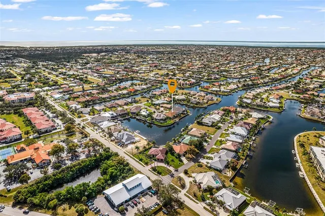 $900,000 | 400 Gun Cay Lane, Punta Gorda, FL 33950