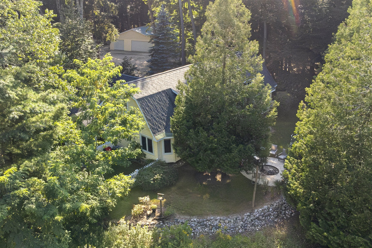 9670 South County Line Road Manistee, MI 49660 - Photo 19 of 97