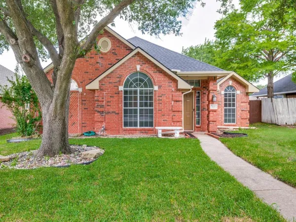 $430,000 | 7641 King Arthur Road, Frisco, TX 75035