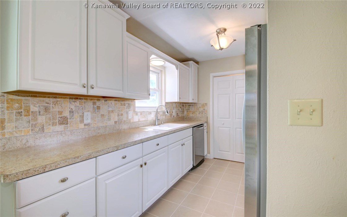 135 Seneca Winfield, WV 25213 - Photo 10 of 30 Gallery Image 10