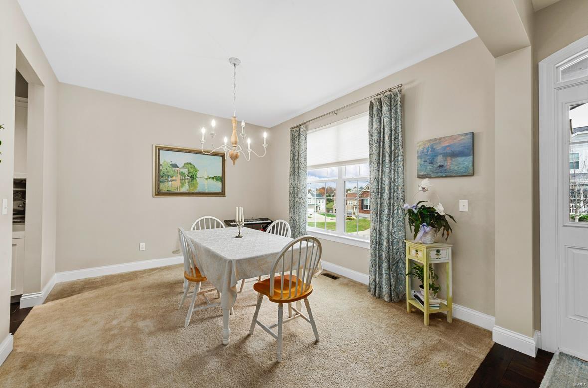 5929 Hawkins Ridge Court St. Louis, MO 63129 - Photo 6 of 41 Gallery Image 6