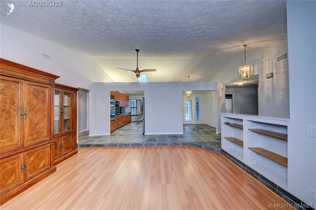 2126 Southeast Dolphin Road Port St. Lucie, FL 34952 - Photo 15 of 40 Gallery Image 15
