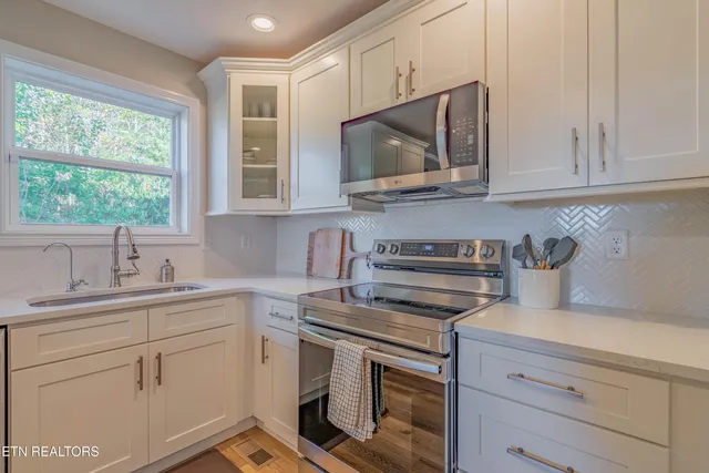 $615,000 | 400 Sunset Boulevard, Maynardville, TN 37807