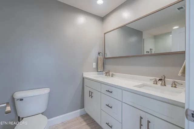 $615,000 | 400 Sunset Boulevard, Maynardville, TN 37807