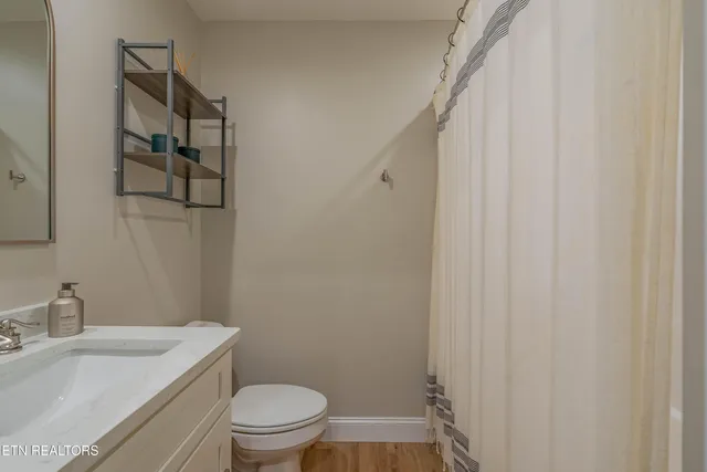 $615,000 | 400 Sunset Boulevard, Maynardville, TN 37807