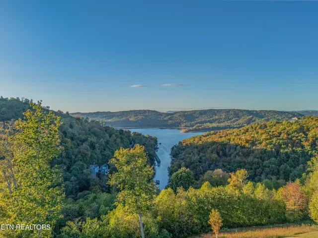 $615,000 | 400 Sunset Boulevard, Maynardville, TN 37807