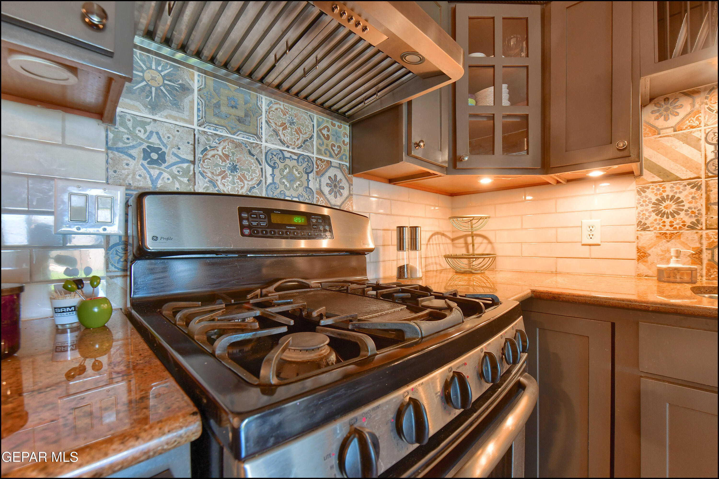 5316 Garry Owen Road El Paso, TX 79903 - Photo 18 of 38 18