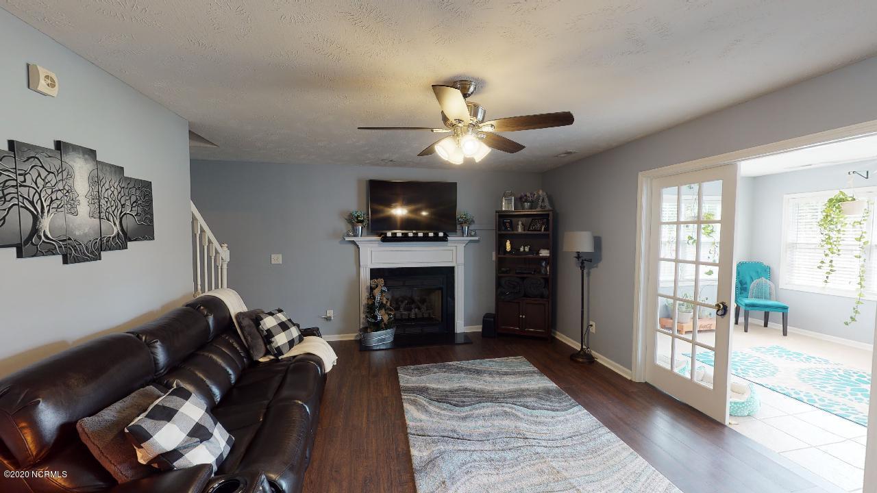 205 Target Lane Hubert, NC 28539 - Photo 16 of 47 205-Target-04262020_231059