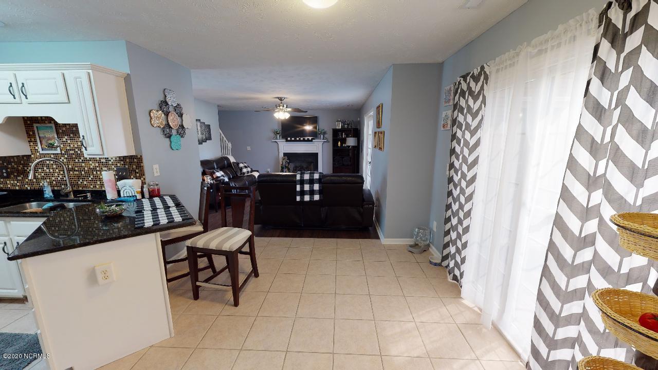 205 Target Lane Hubert, NC 28539 - Photo 10 of 47 205-Target-04262020_230434