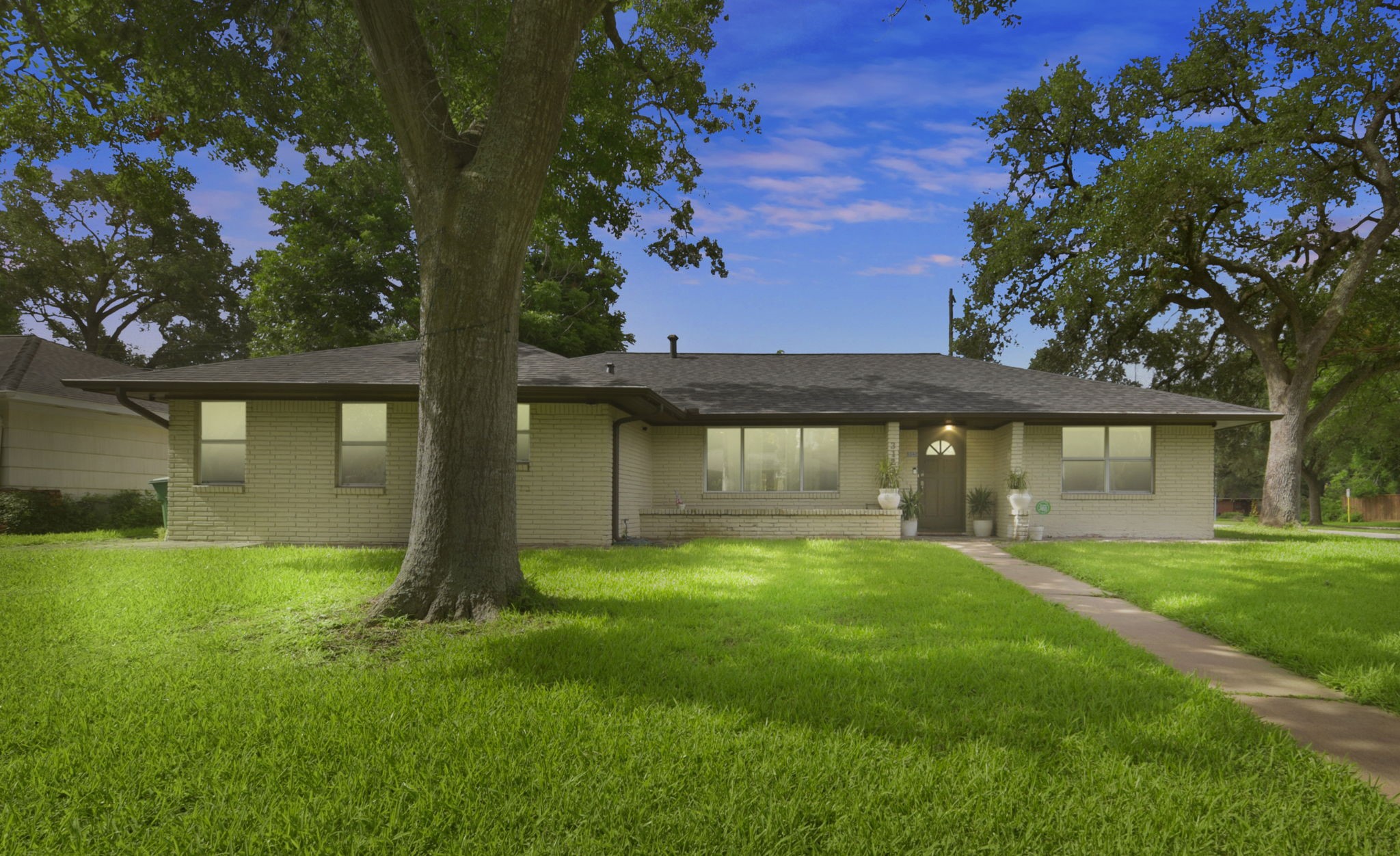 3123 Deal Street Houston, TX 77025 - Photo 2 of 28