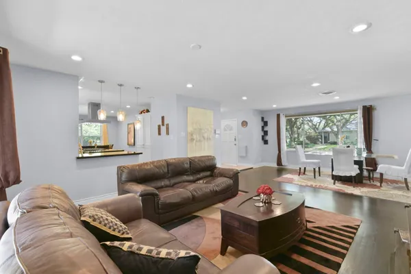 $2,750 | 3123 Deal Street, Houston, TX 77025