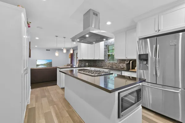 $2,750 | 3123 Deal Street, Houston, TX 77025