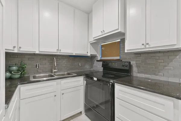 $2,750 | 3123 Deal Street, Houston, TX 77025