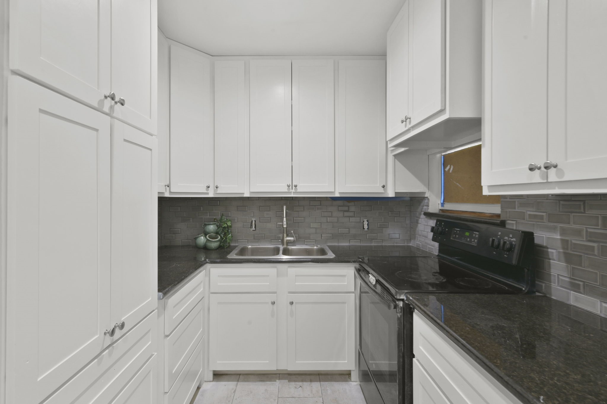 3123 Deal Street Houston, TX 77025 - Photo 10 of 28