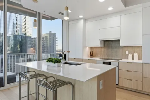 $797,000 | 360 Nueces Street, Unit 1217, Austin, TX 78701