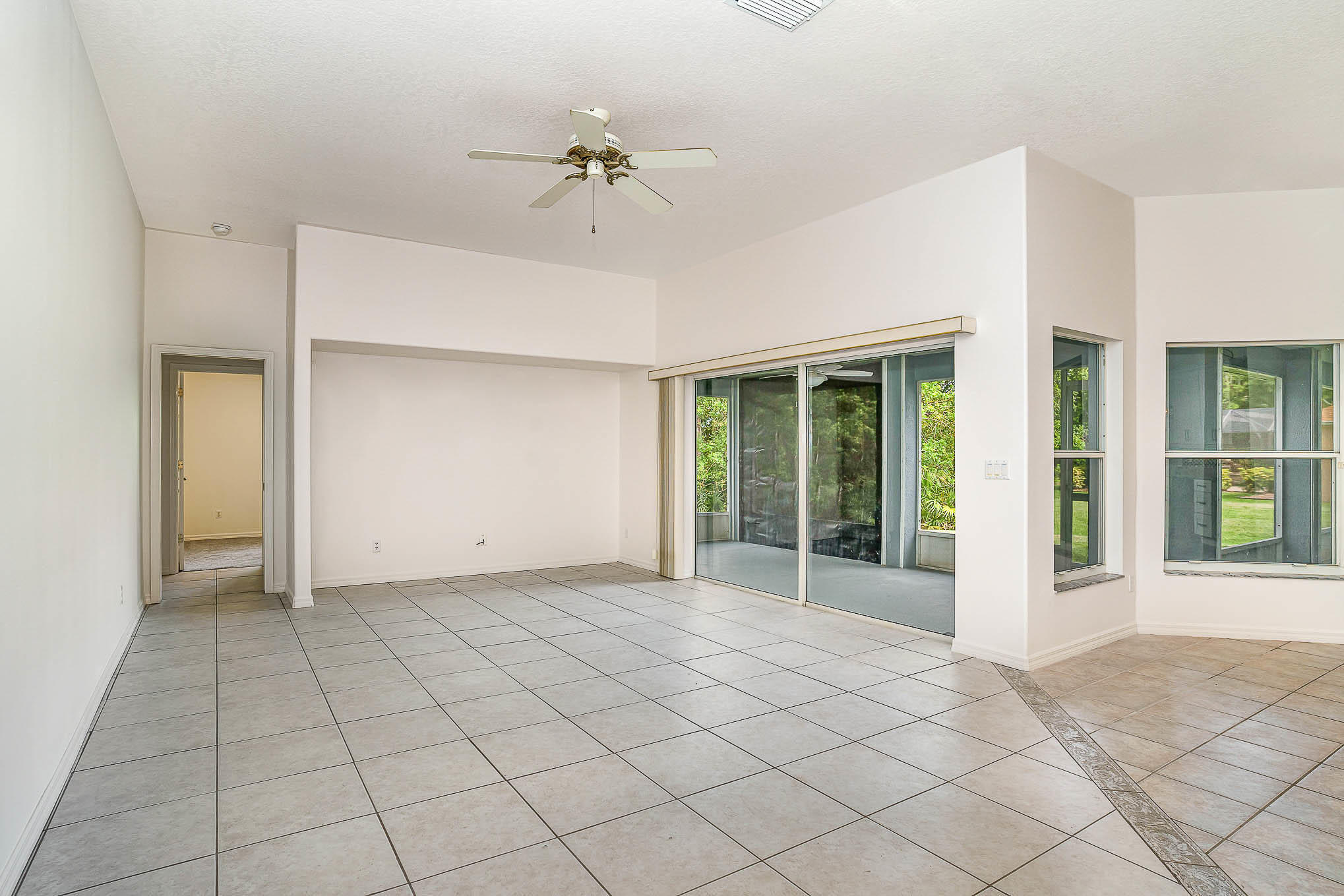 4353 Long Lake Road Melbourne, FL 32934 - Photo 19 of 35 Family Room