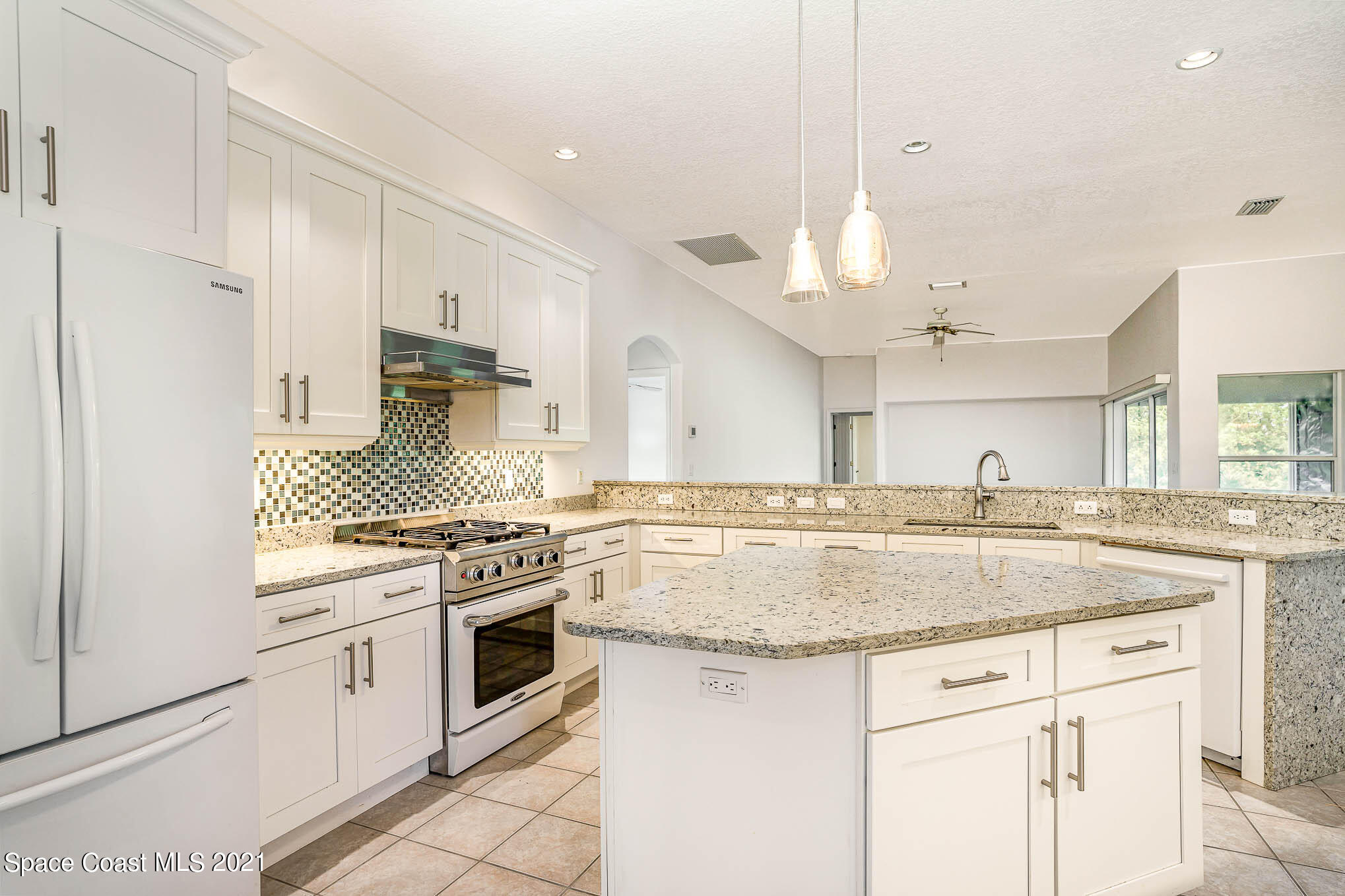 4353 Long Lake Road Melbourne, FL 32934 - Photo 7 of 35 Fully Updated Kitchen