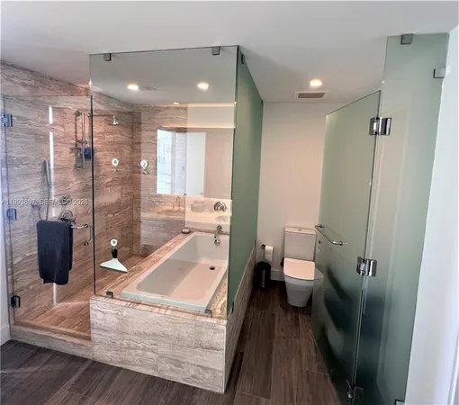 $6,400 | 2900 Northeast 7th Avenue, Unit 2204, Miami, FL 33137