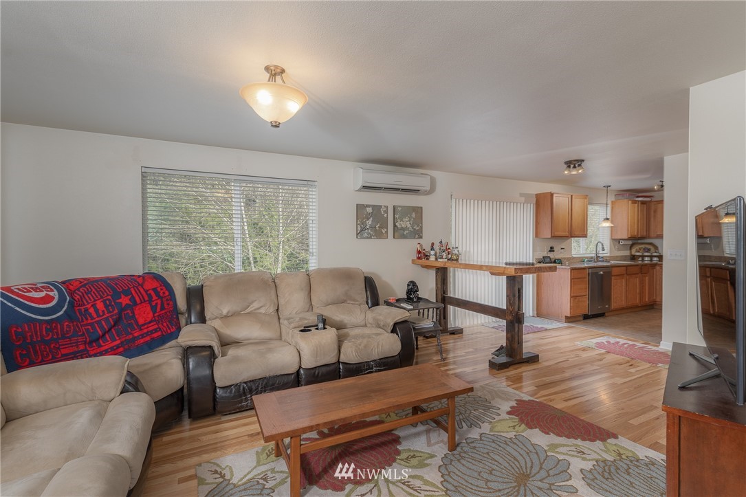 168 Kirkland Road Longview, WA 98632 - Photo 4 of 16 Gallery Image 4