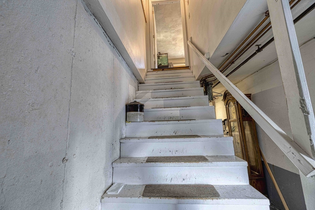 721 Cambridge Street, Unit B Fall River, MA 02721 - Photo 20 of 22