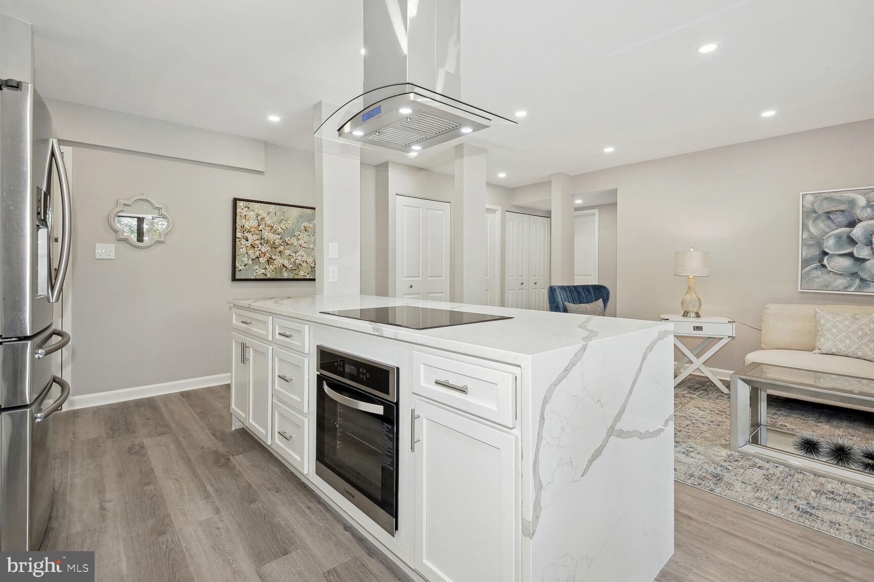 2218 Castle Rock Square, Unit 1B Reston, VA 20191 - Photo 1 of 19 Gallery Image 1