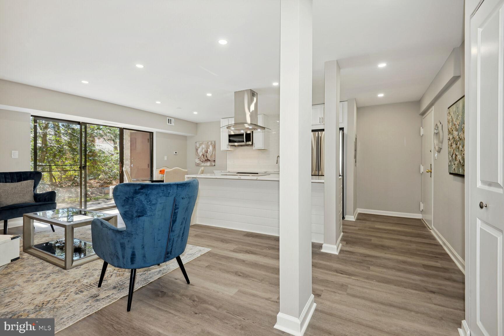 2218 Castle Rock Square, Unit 1B Reston, VA 20191 - Photo 10 of 19 Gallery Image 10