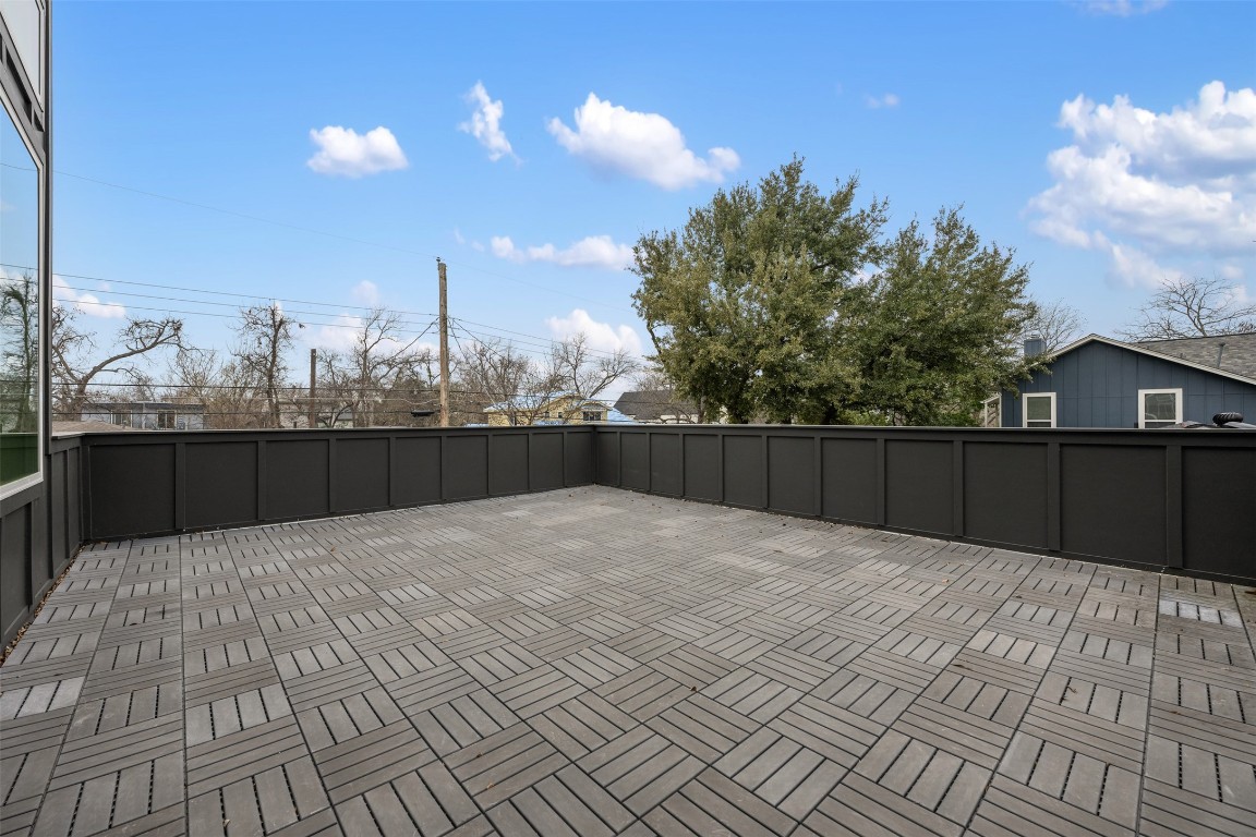 1004 Karen Avenue Austin, TX 78757 - Photo 25 of 29 a terrace view