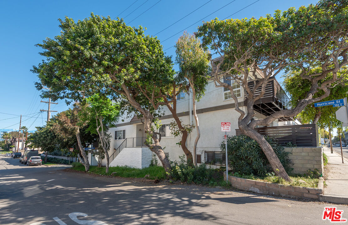 3900 Pacific Avenue Marina del Rey, CA 90292 - Photo 3 of 65