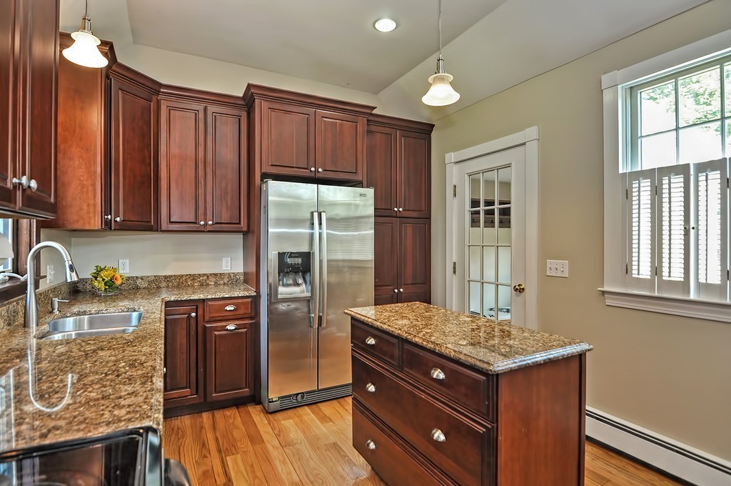 444 Main Street Walpole, MA 02081 - Photo 3 of 30 Gallery Image 3