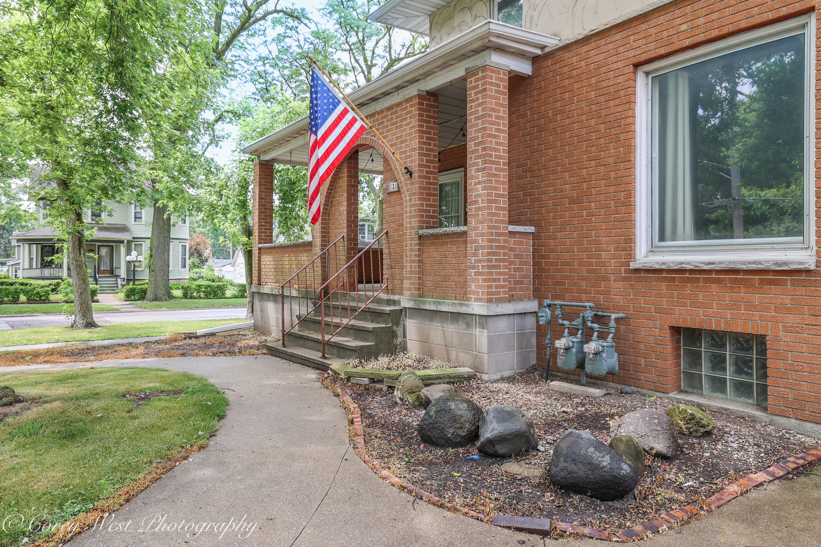 131 South 7th Street DeKalb, IL 60115 - Photo 7 of 43