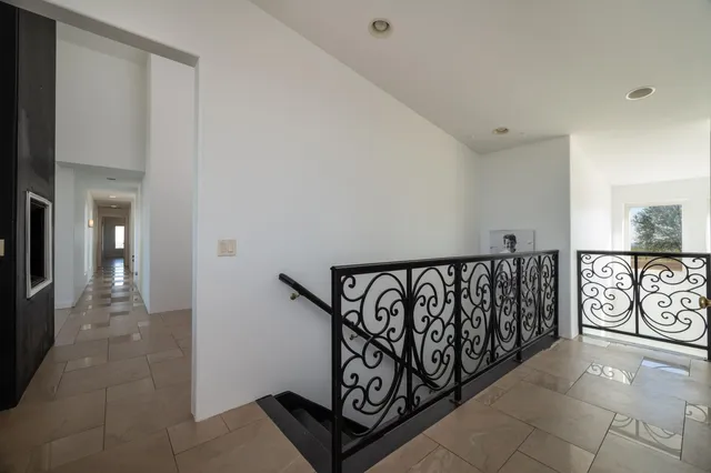 $1,100,000 | 99 Raven Crest Trail West, Graysville, TN 37338